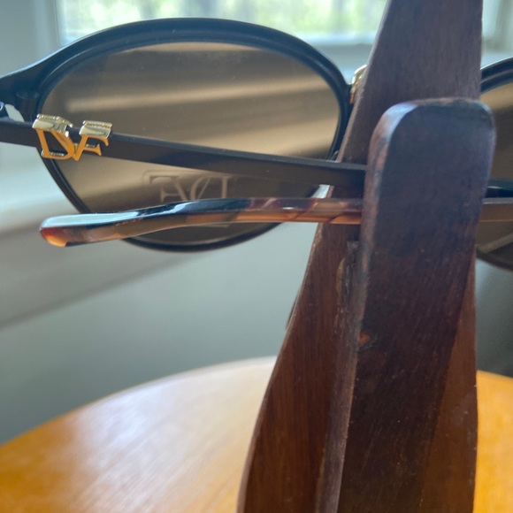 NWT Diane Von Furstenberg sunglasses metal - Picture 10 of 15